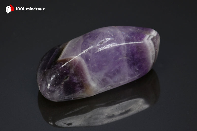 Minéral poli d'améthyste à chevrons de Namibie