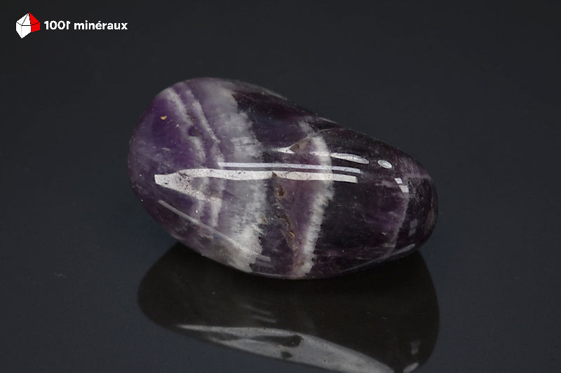 Minéral poli d'améthyste à chevrons de Namibie