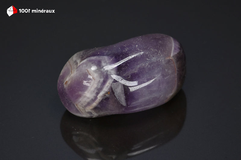 Minéral poli d'améthyste à chevrons de Namibie