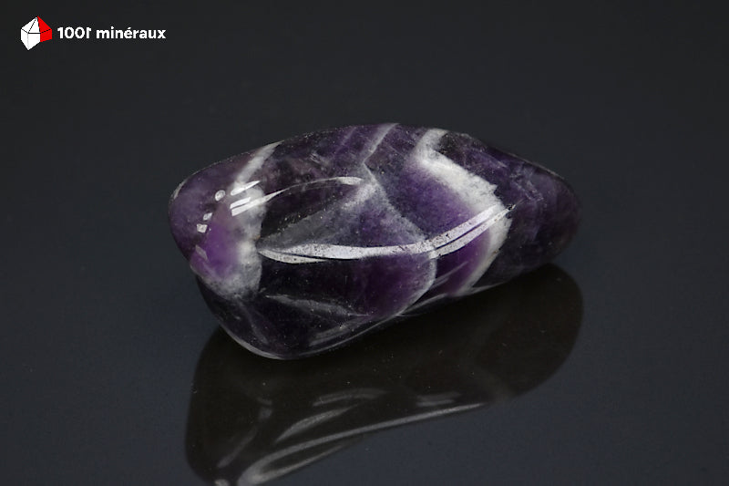 Minéral poli d'améthyste à chevrons de Namibie