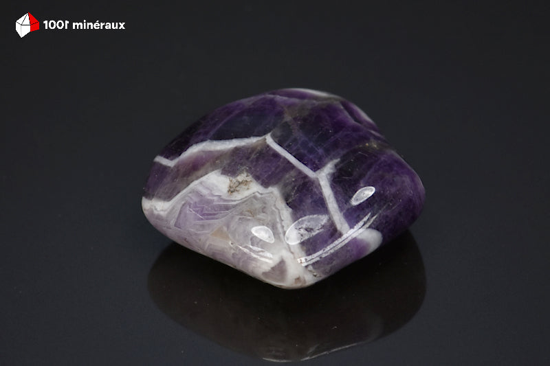 Minéral poli d'améthyste à chevrons de Namibie