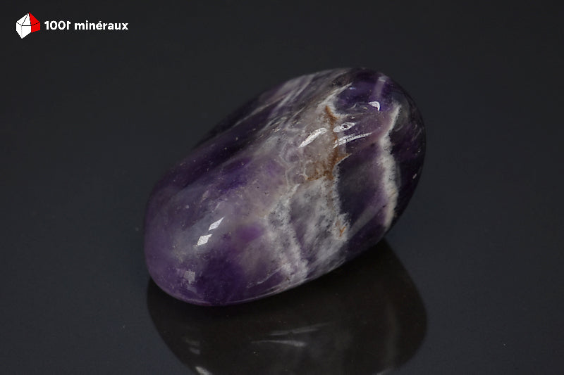 Minéral poli d'améthyste à chevrons de Namibie
