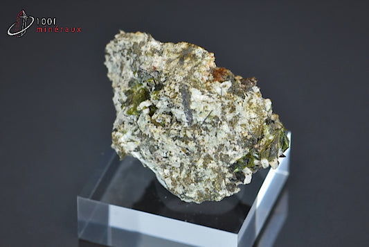 Minéral cristallisé de titanite sur Orthose d Maroc
