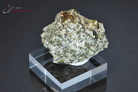 MInéral cristallisé de titanite sur Orthose d Maroc