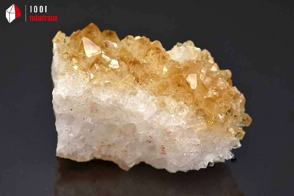 Minéral cristallisé de citrine du Brésil
