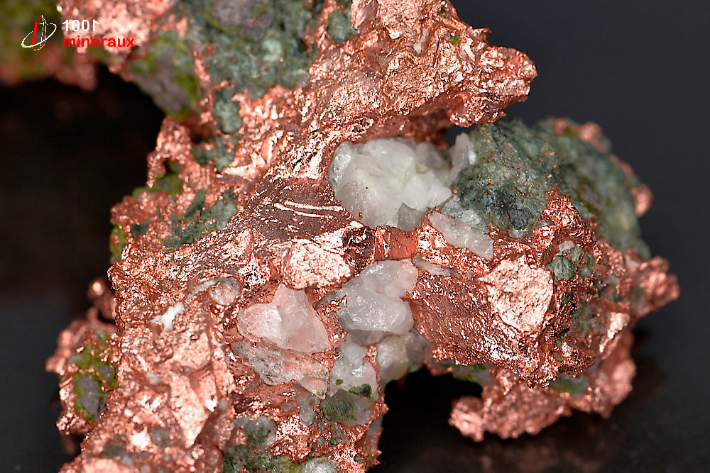 Minéral cristallisé de cuivre natif des États-Unis