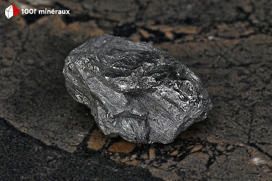 Shungite brute de Russie - 4,7 x 3,7 x 1,8 cm - BD646