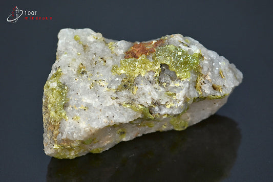 Minéral cristallisé de pyromorphite verte de France