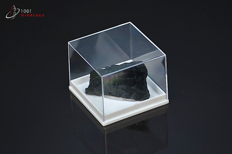 Minéral cristallisé de vivianite verte du Cameroun