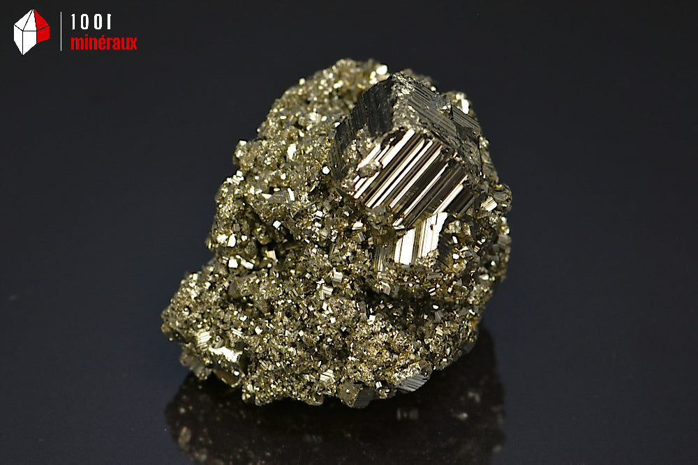 Minéral cristallisé de pyrite jaune du Pérou