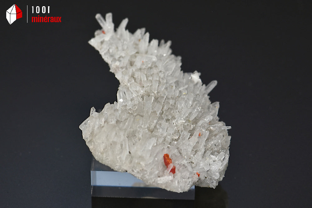 Minéral cristallisé de quartz et réalgar du Pérou