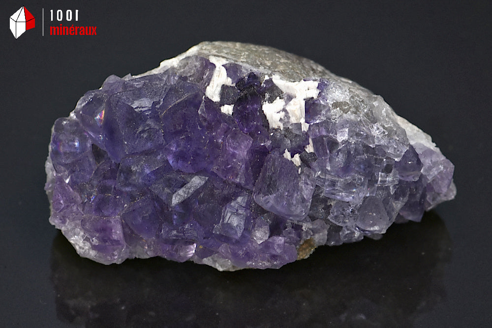 Minéral cristallisé de fluorine violette d'Espagne