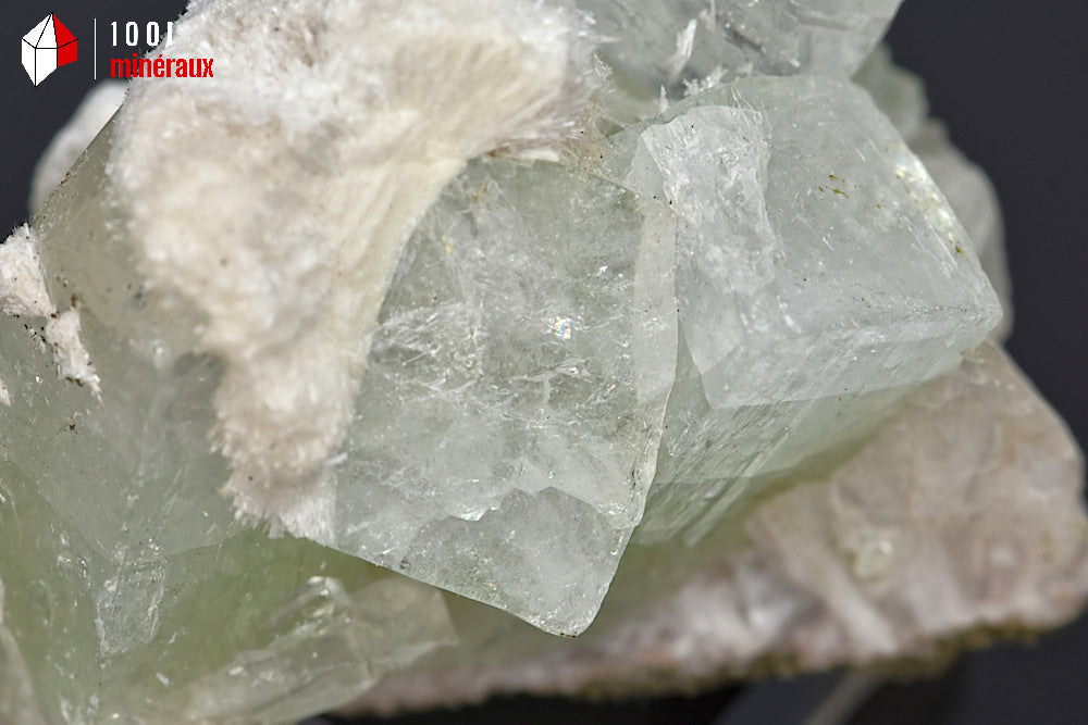 Minéral cristallisé d'apophyllite verte et de mordénite d'Inde
