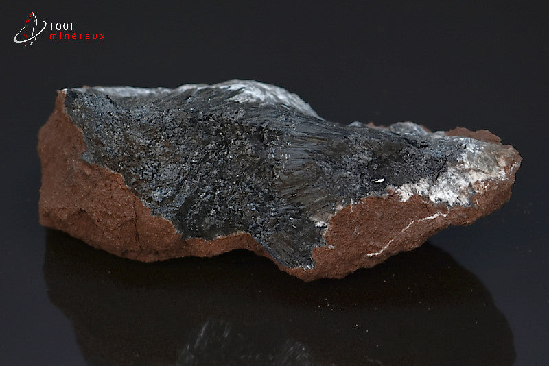 Minéral cristallisé de pyrolusite de manganèse du Maroc