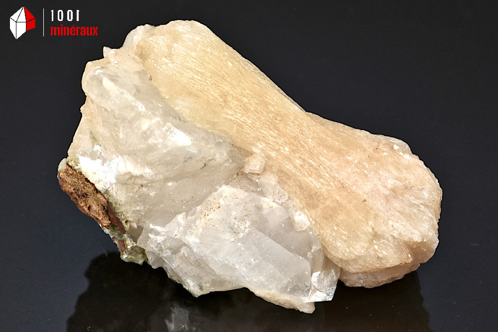 Minéral cristallisé de stilibite et apophyllite d'Inde de la famille des zéolites