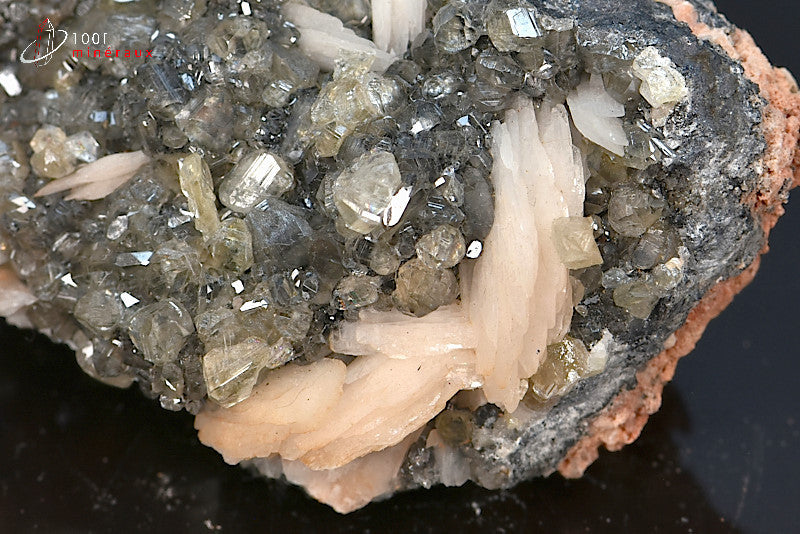 Minéral cristallisé de baryte, cérusite et galène du Maroc