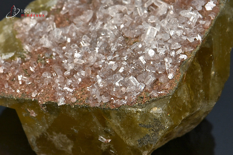 Minéral cristallisé de fluroine jaune et calcite d'Espagne