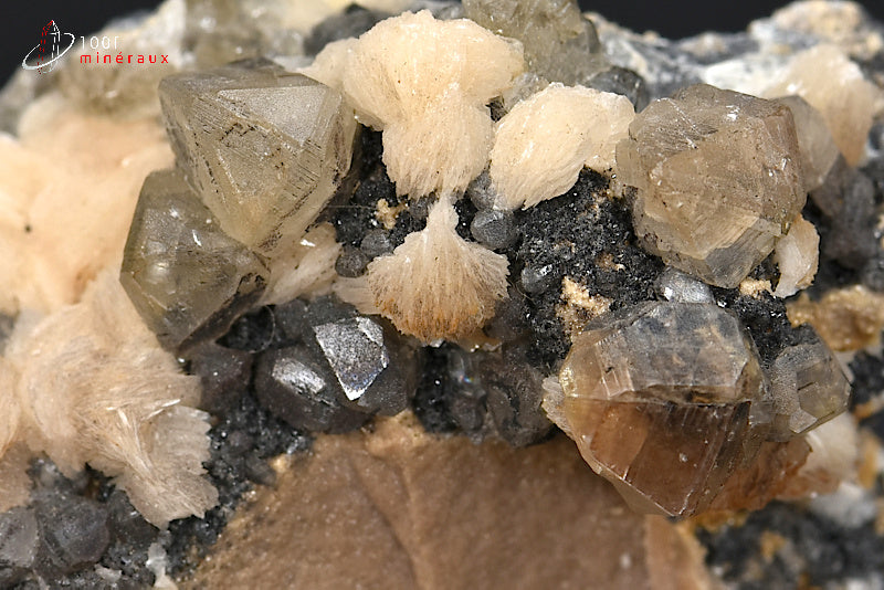 Minéral cristallisé de baryte, cérusite et galène du Maroc