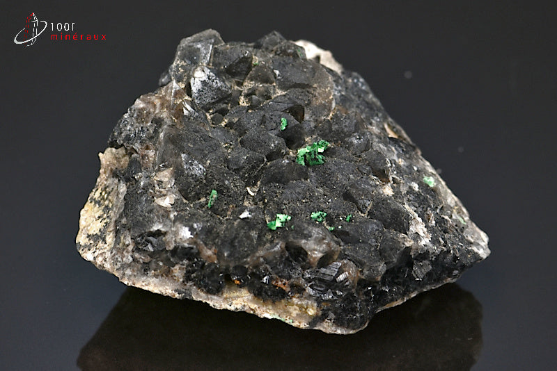 Minéral cristallisé de quartz morion et torbernite