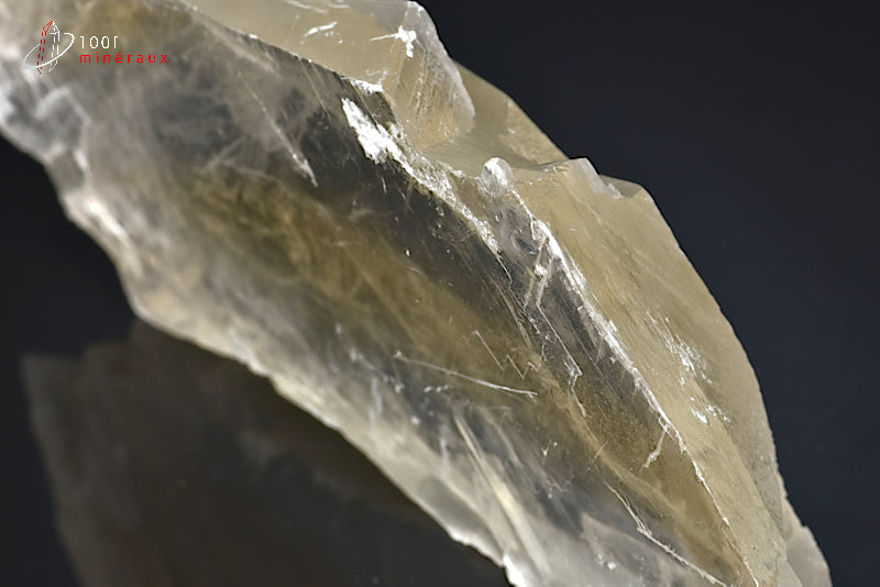 Minéral cristallisé de gypse transparent de France