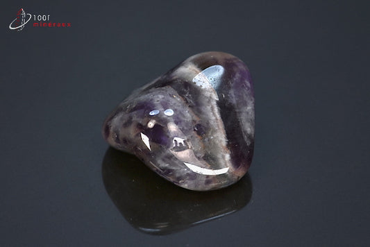Minéral d'améthyste polie violette de Namibie