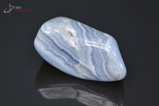 Minéral d'agate blue lace polie bleue de Namibie