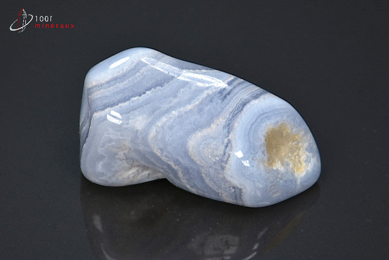 Blue Lace Agate Namibie - Pierre roulée allongée, bandes bleu foncé, bleu clair et blanc - 34 g - BF500
