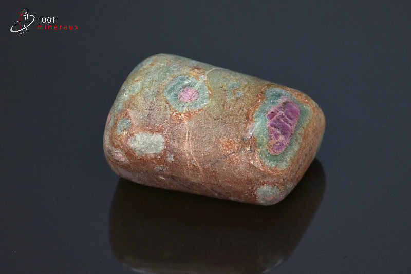 Minéral poli de fuchsite à rubis d'Inde