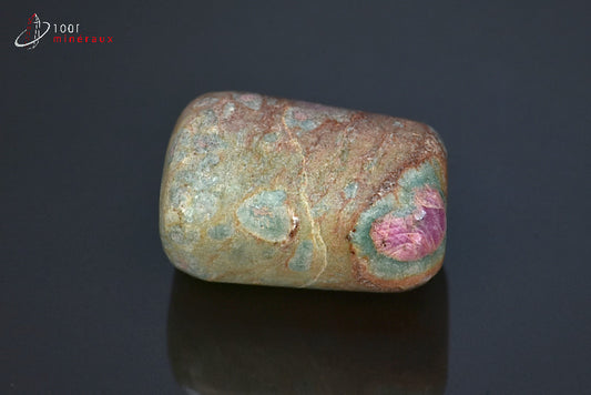 Minéral poli de fuchsite à rubis d'Inde