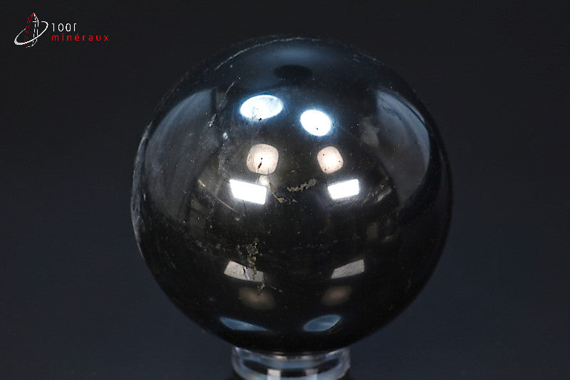 Minéral poli de shungite de Russie en forme de sphère