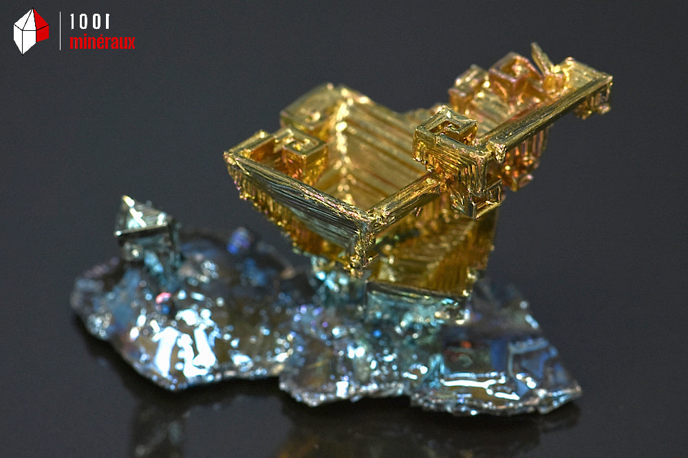 Minéral cristallisé de bismuth de Belgique
