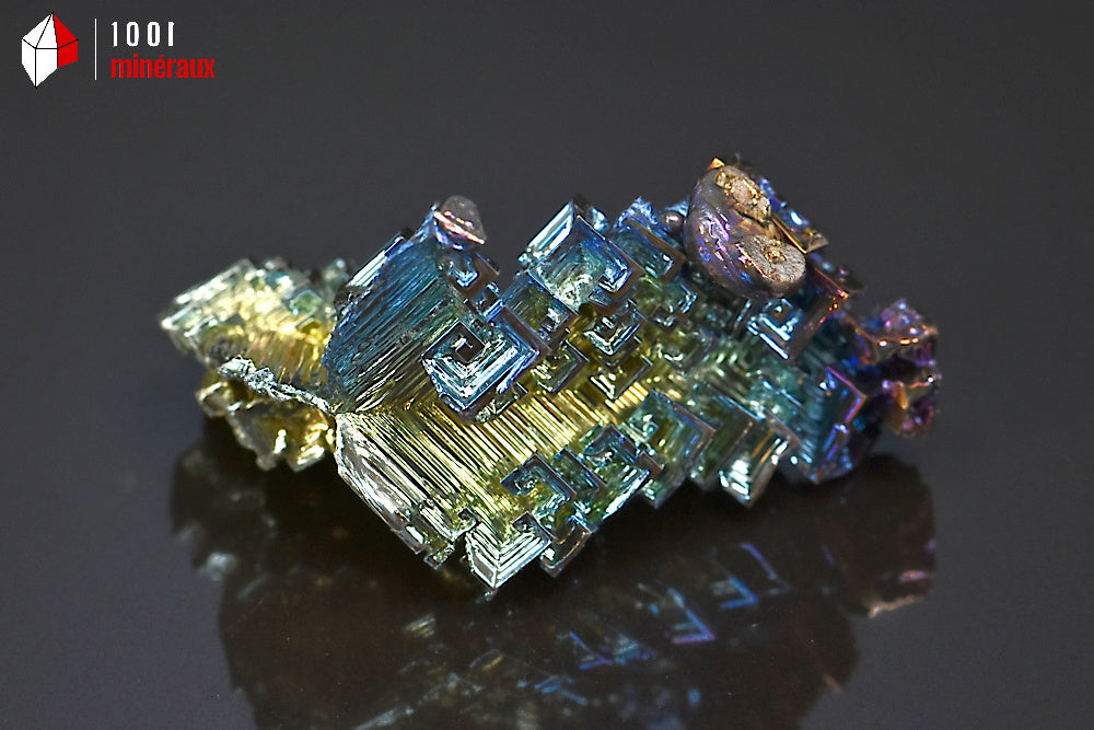 Minéral cristallisé de bismuth de Belgique