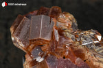 Vanadinite du Maroc (cristaux épais rouge foncé et jaunes, sur socle) - 66 g / BG59 - Vignette | 1001 minéraux