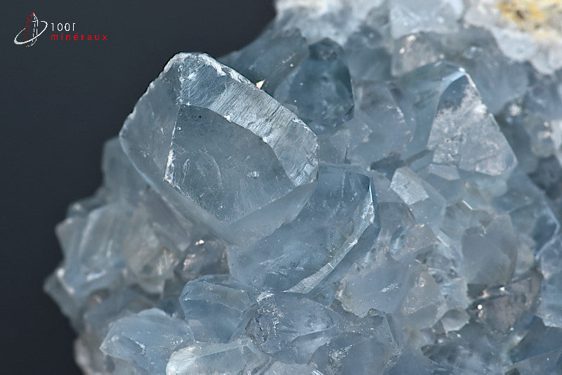 Minéral cristallisé de célestine de Madagascar