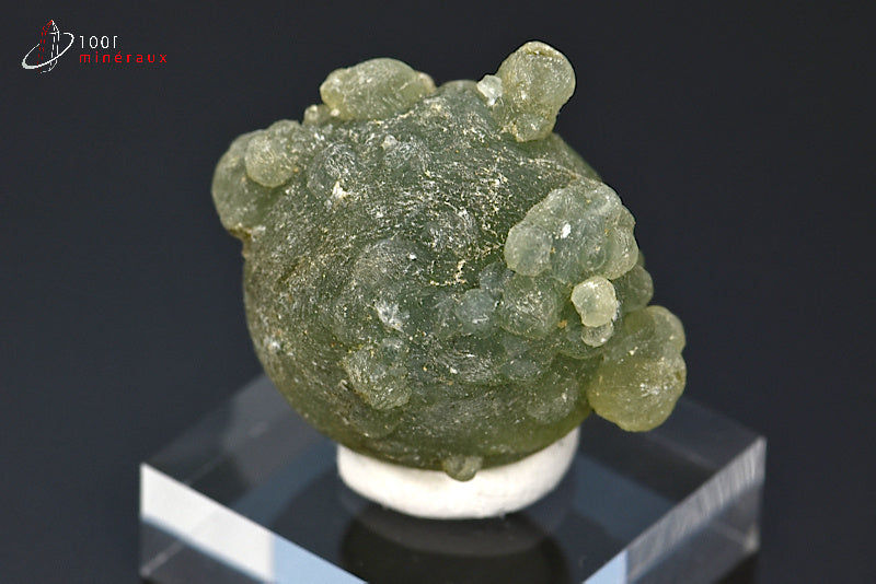 Minéral cristallisé de prehnite verte et du Mali