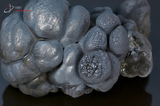 Minéral cristallisé de romanèchite noire du Brésil