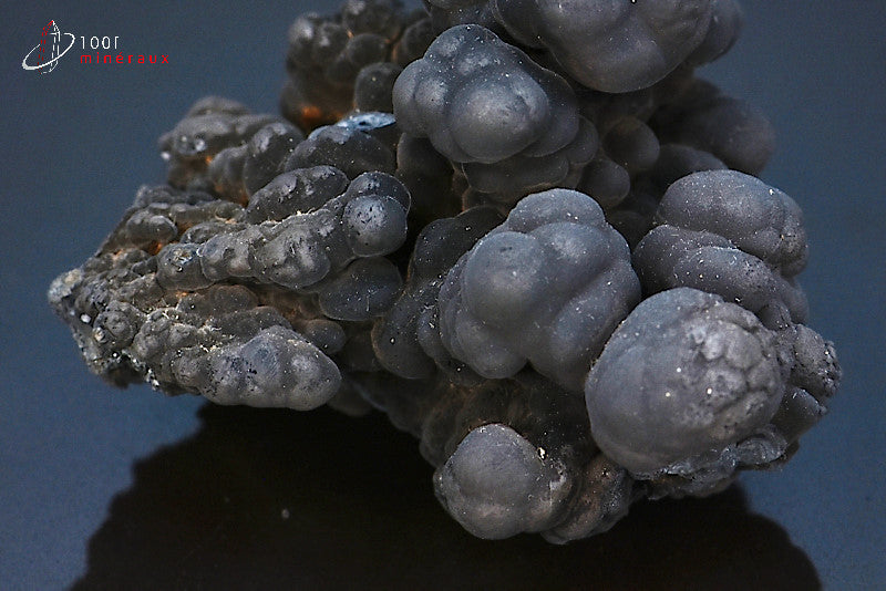 Minéral cristallisé de romanèchite noire du Brésil