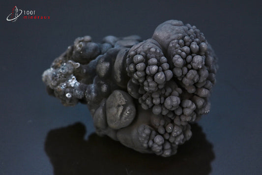 Minéral cristallisé de romanèchite noire du Brésil