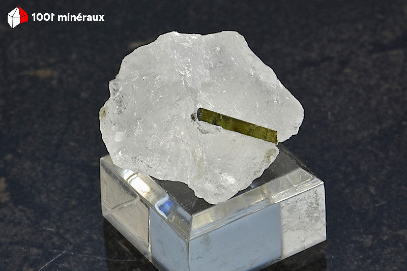 Tourmaline verte translucide sur Quartz translucide du Brésil - 2,6 x 2,5 x 1,9 cm - BH697
