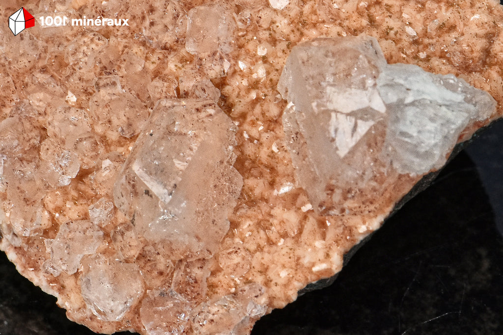 Apophyllite sur Heulandite d’Inde - Vue rapprochée de l’association minérale - BH721
