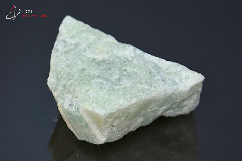 Minéral d'aigue-marine bleue brute du Brésil