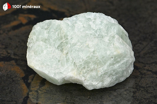 Aigue-marine brute du Brésil - Vue d'ensemble, teinte bleutée translucide - 55 g