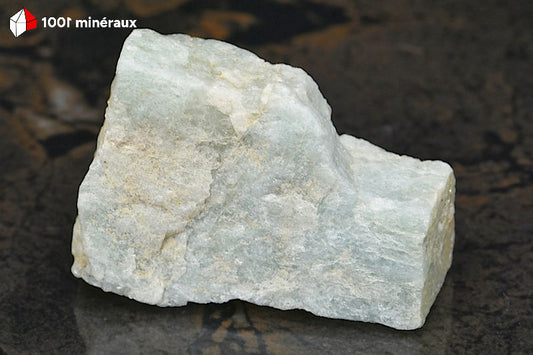 Aigue-marine brute du Brésil - Vue d'ensemble, bloc de 67 g - BJ143
