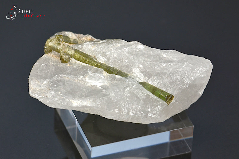 Minéral cristallisé de tourmaline verte ou verdélite du Brésil