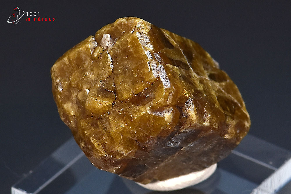 Minéral cristallisé de vésuvianite brune du Mexique