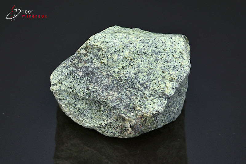 Minéral brut de serpentine verte du Brésil