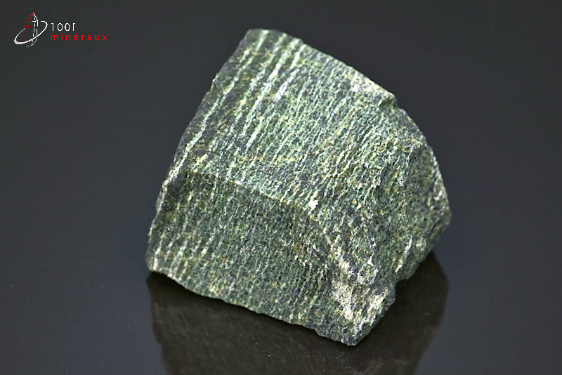 Minéral brut de serpentine verte du Brésil