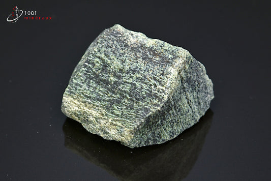 Minéral brut de serpentine verte du Brésil