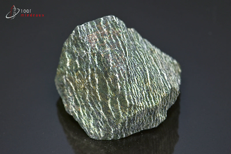 Minéral brut de serpentine verte du Brésil