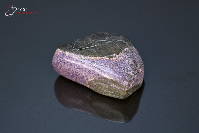 Minéral poli de stichtite violette du Canada